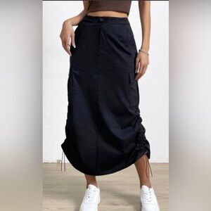 GAP Black Maxi Cargo Skirt for Casual Wear